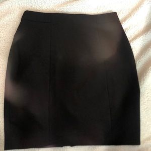 Black pencil skirt!